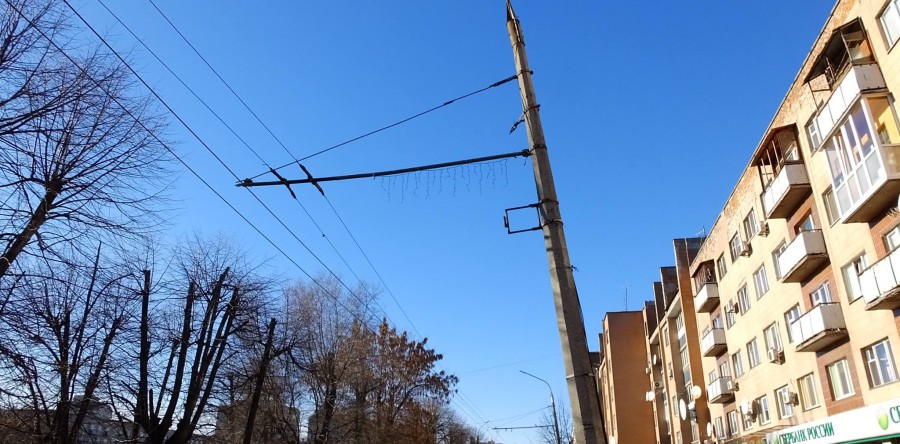 Обережно, стовп!
