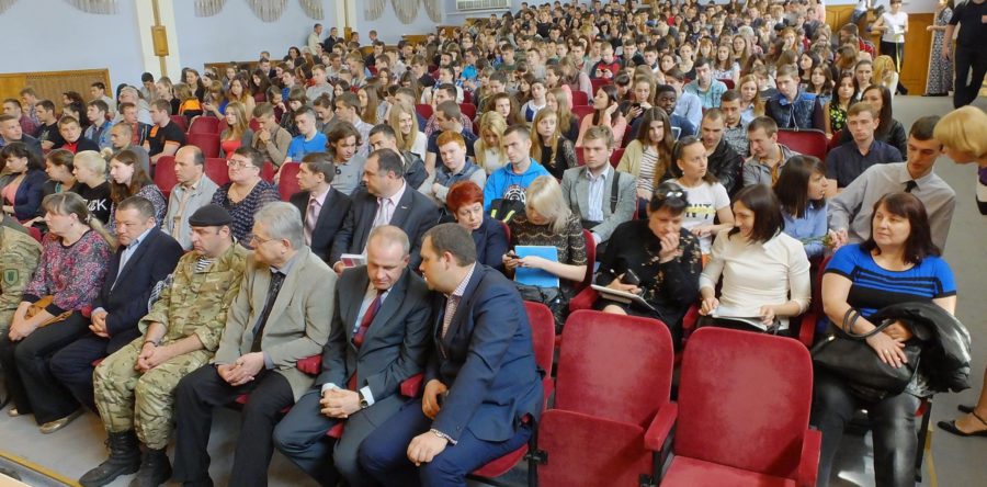 У ЧДТУ вшанували воїнів АТО