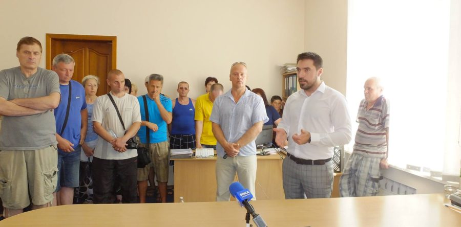 «Стихійники» дістались до ОДА