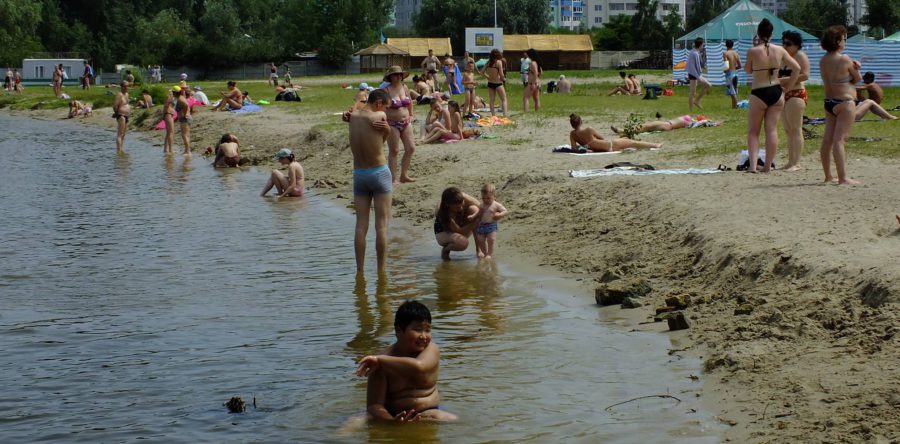 Пляжний сезон у розпалі