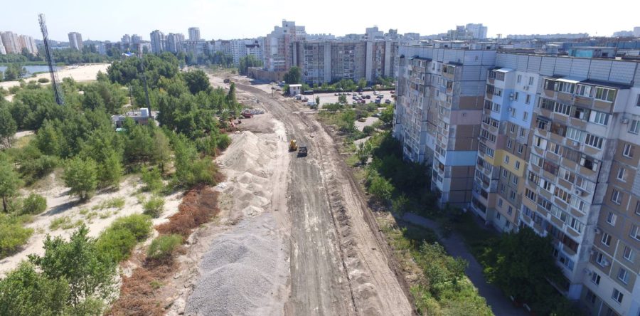 Процес будівництва вулиці Героїв Дніпра