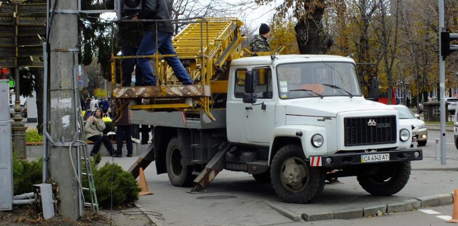У середмісті ремонтують світлофори