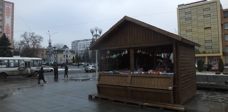 На Соборній площі вже готові до новорічного ярмарку