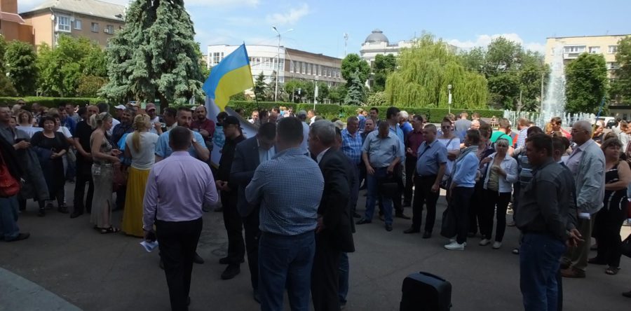Депутати Черкаської облради просять Кабмін втрутитись у ситуацію з «Черкасиобленерго»