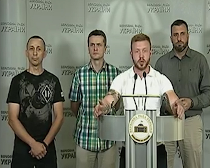 Дмитро Кухарчук у Верховній Раді закликав генпрокурора Луценка розпустити фракцію БПП у Черкаській міській раді, що “узурпувала владу разом з ОЗГ “Торпеди”
