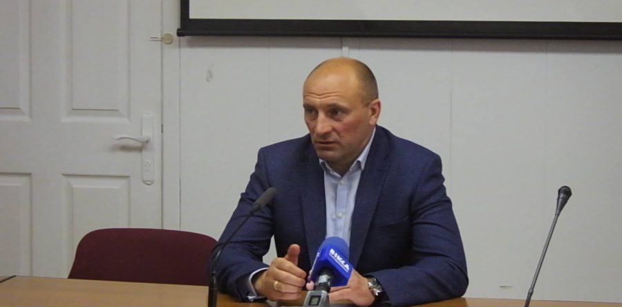 Міський голова Черкас вважає, що повне перекриття мосту через Дніпро призведе до негативних наслідків