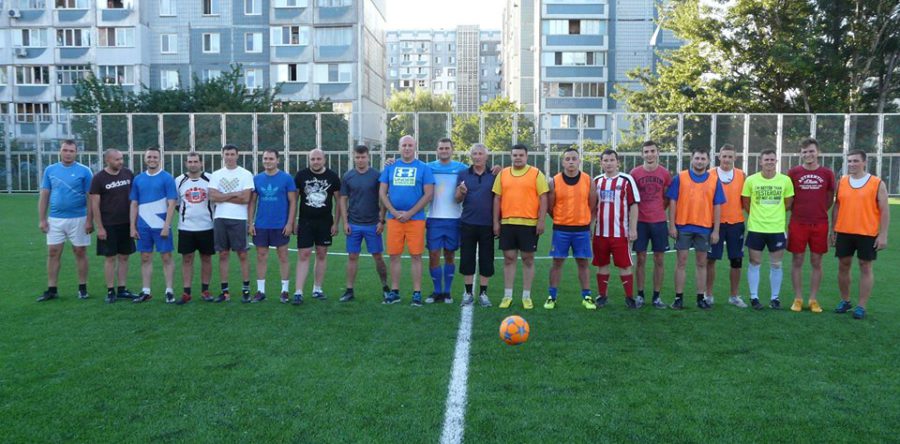8 журналістів у товариському матчі з футболу програли 4-ом депутатам ЧМР
