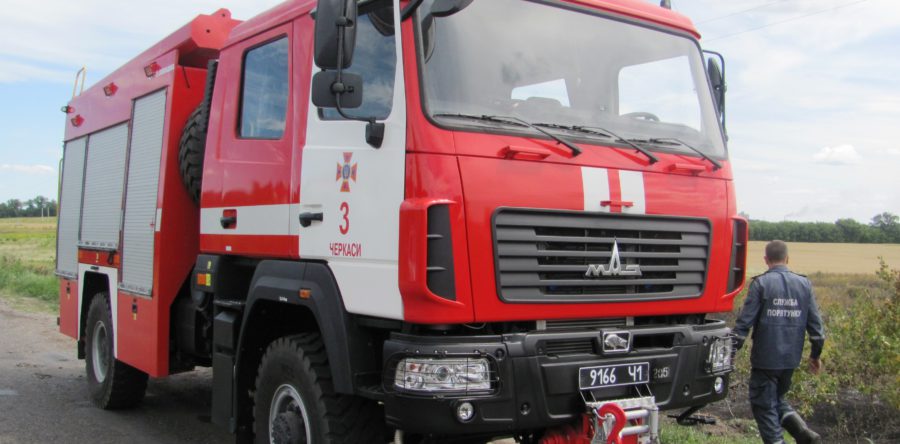 У Черкаському районі горіло пшеничне поле