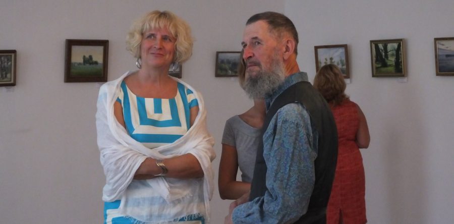 «Я зустрівся з Богом», – черкащанин зображає ліричні мініатюри