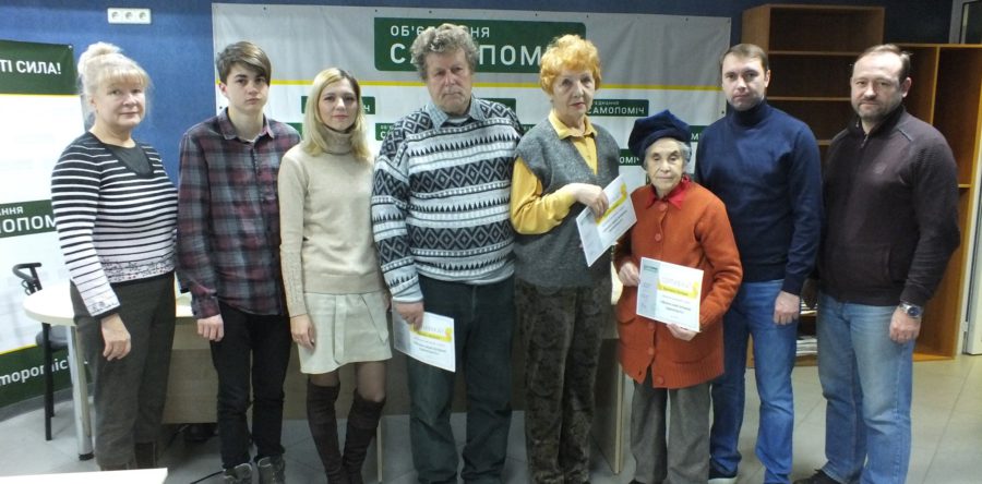 Випускний у «Школі комп’ютерної грамотності» для черкащан поважного віку