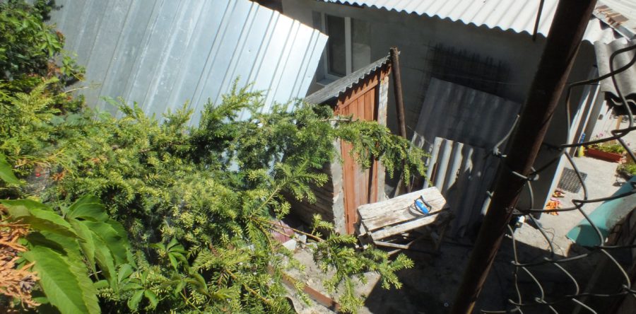 У Черкасах через сусідські міжусобиці може впасти будинок