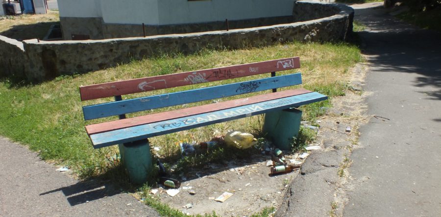 У Черкасах «Смілянський» спуск закидали сміттям