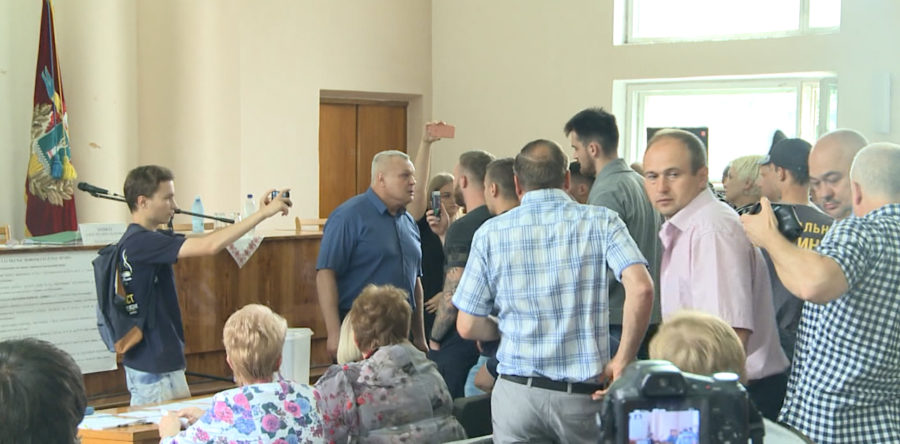 Міський голова Сміли відмовився проводити сесію