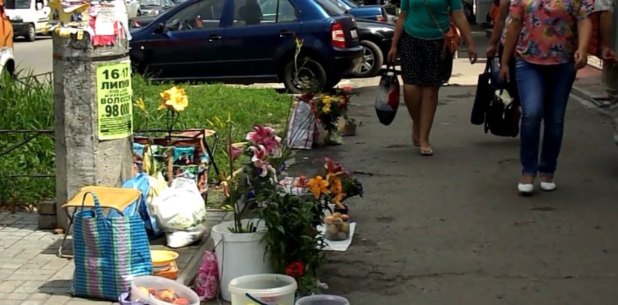 У центрі Черкас знову розташувалися стихійники