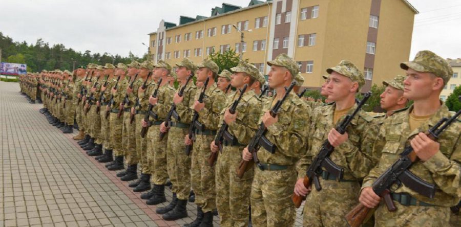 Черкаські прикордонники влаштували патріотичний флешмоб