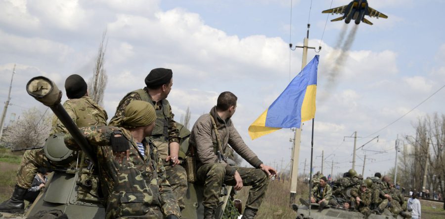 В Україні можуть ввести воєнний стан