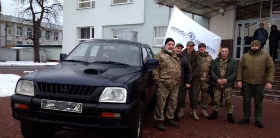Черкаські енергетики відправили на передову бойовий автомобіль