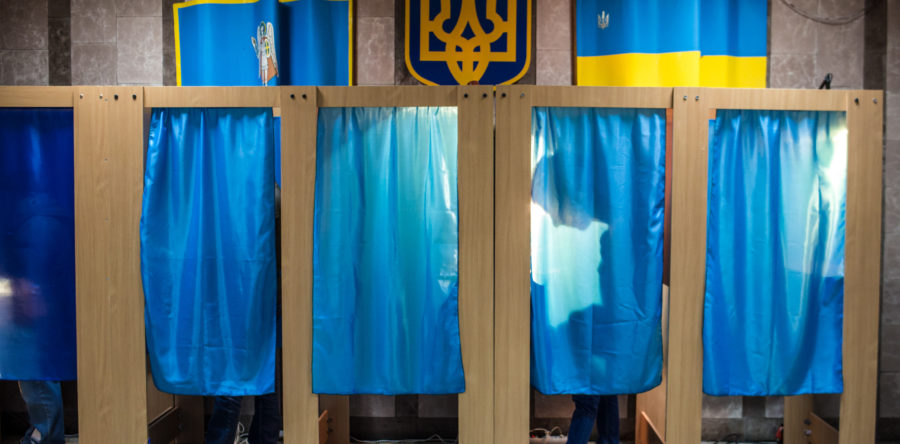 Черкащани покладають свої сподівання на Зеленського, але голосуватимуть за тих, кого добре знають. Опитування