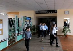 У Черкаській школі влаштовують квести та селфі-акції