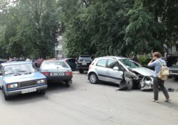 Жахливе ДТП в середмісті Черкас – загинула літня жінка, поранені люди та розбиті 7 автівок