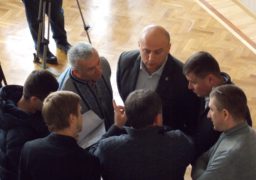 Депутати Черкаської міськради саботували прийняття бюджету-2018