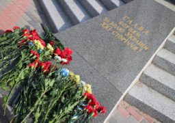 В Черкасах оголосили День скорботи за загиблими в Іловайській трагедії