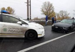 На дамбі сталося ДТП за участі трьох автомобілів з вини п’яного водія Audi