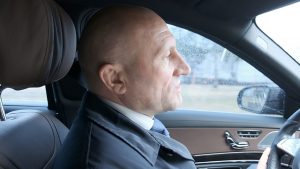 У Черкасах тривають роботи із відновлення асфальтового покриття міських доріг. Наразі міський голова показав відремонтовані вул. Якубовського та Академіка Корольова у Південно-Західному мікрорайоні.