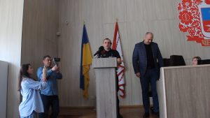 Нового керівника - Андрія Кобка - представив попередній очільник Андрій Хижняк, який наразі буде виконувати обов’язки першого заступника Управління ДСНС у Черкаській області.