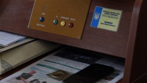 Національний корпус вручив почесну нагороду "Контрацептив року" одному з організаторів музейної експозиції, присвяченій міліцейському спецпідрозділу Беркут.