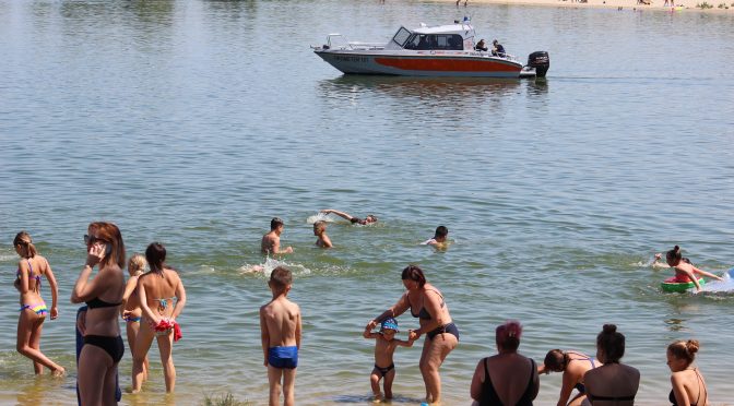 У Черкасах рятувальники нагадують відпочивальникам правила поведінки на воді
