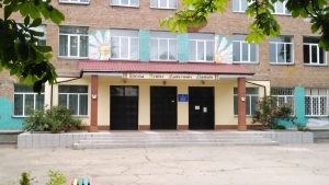 Смілянська спеціалізована мистецька школа-інтернат 1 серпня об 11.00 запрошує на безкоштовні майстер-класи з розпису, ліплення, виготовлення етнооберегів
