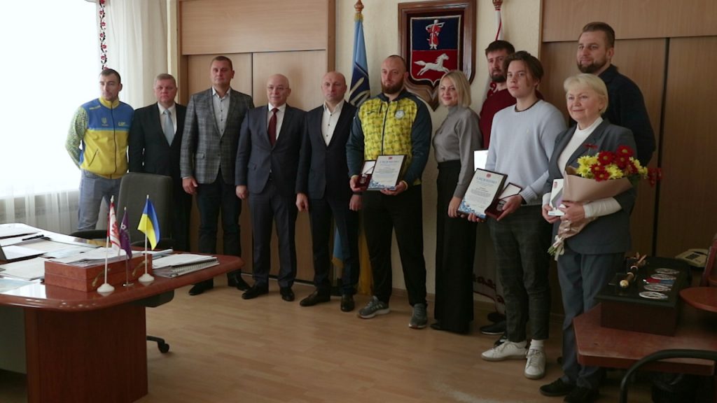Черкаські спортсмени отримали відзнаки від міського голови