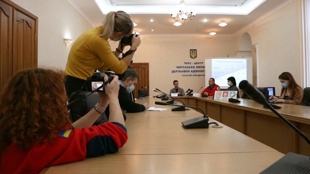 Пацієнтів із COVID-19 більше, ніж минулого року, і вони набагато тяжчі