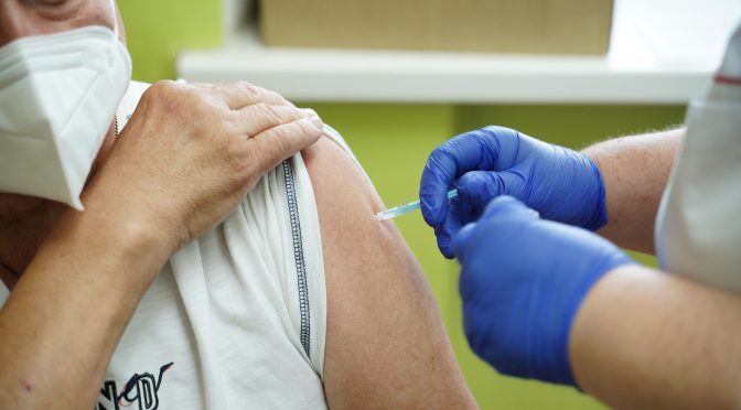 з 9 грудня перелік щодо обов’язкової вакцинації від COVID-19 буде розширено
