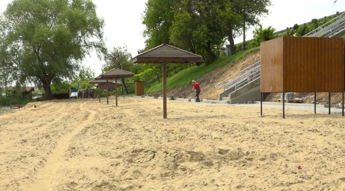 У Смілі триває реконструкція міського пляжу