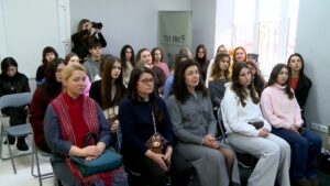 Студенти-психологи побачили реальну практику: як працюють із травмами після обстрілів у Смілі