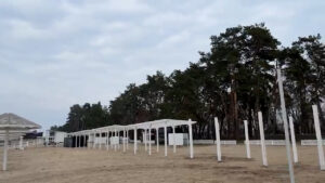 Міський голова Анатолій Бондаренко проінспектував кілька ділянок міста, зокрема Дахнівський пляж