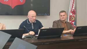 Анатолій Бондаренко розповів про підроблений протокол зборів акціонерів Черкаського асфальтобетонного заводу, 50% акцій якого належить громаді Черкас