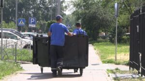 У Черкасах упорядковують контейнерні майданчики відповідно до нормативних вимог